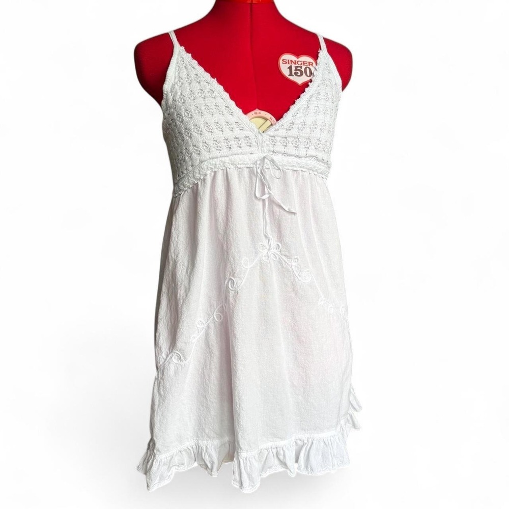 Blanco White Cotton Crochet Babydoll Dress Embroidered Ruffle Hem Large